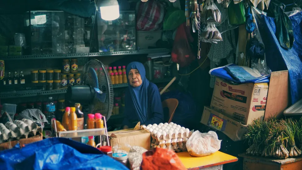 Lối đi trong cửa hàng